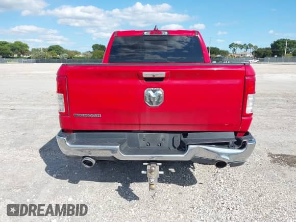 2020 Ram 1500 Lone Star z VIN 1C6RREFM3LN289359, wystawiony jako IAAI lot #43193394 z przebiegiem 116 790 mil mil oraz . Historia ofert i sprzedaży dostępna na DreamBid. Obrazek 16.