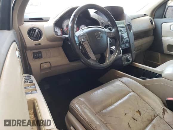 2009 Honda Pilot Touring with VIN 5FNYF48979B015525, listed as a Copart auction lot 81966235 with 146,195 mi miles and Salvage title. Bid and sale history available at DreamBid. Image 8.