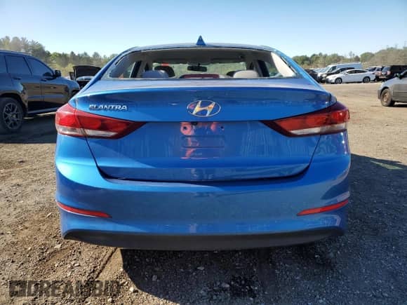 2018 Hyundai Elantra SE z VIN 5NPD74LF0JH368557, wystawiony jako Copart lot #85325275 z przebiegiem Nie podano mil oraz Szkoda całkowita • Salvage title. Historia ofert i sprzedaży dostępna na DreamBid. Obrazek 6.
