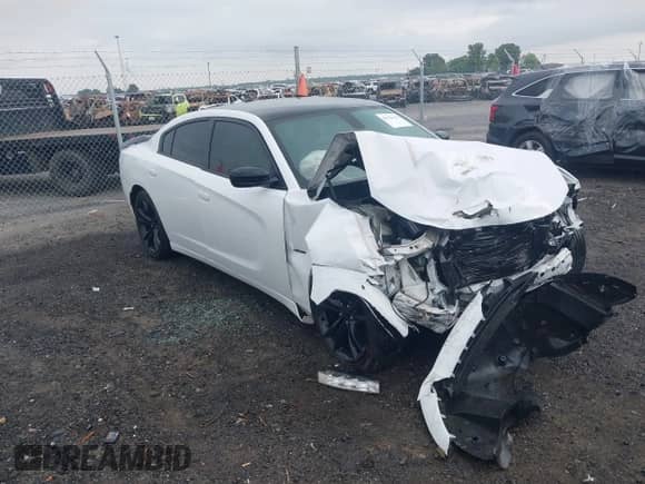 2016 Dodge Charger R/T with VIN 2C3CDXCT2GH129707, listed as a IAAI auction lot 42152261 with 130,609 mi miles and . Bid and sale history available at DreamBid. Image 1.