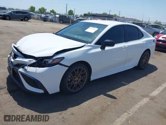 2023 Toyota Camry SE с VIN 4T1T11AK6PU187565, выставлен на аукционе IAAI как лот 42153892 с пробегом 23 376 миль миль и . История ставок и продаж доступна на DreamBid. Изображение 17.