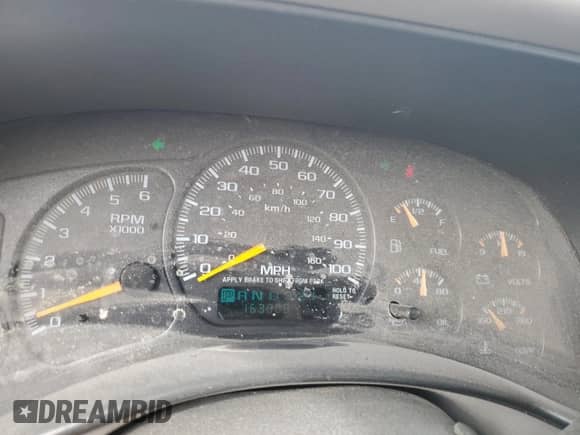 2000 Chevrolet Silverado 1500 LS with VIN 2GCEK19T4Y1188685, listed as a Copart auction lot 69353645 with 163,808 mi miles and Clean title. Bid and sale history available at DreamBid. Image 9.