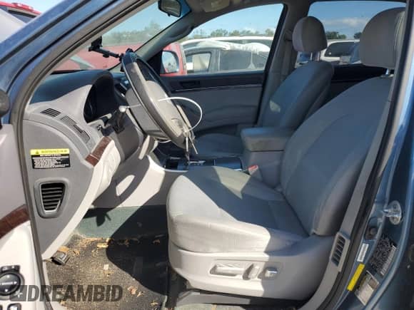 2012 Hyundai Veracruz GLS с VIN KM8NU4CC8CU204626, выставлен на аукционе Copart как лот 76197984 с пробегом 79 898 миль миль и На запчасти • Non repairable. История ставок и продаж доступна на DreamBid. Изображение 7.