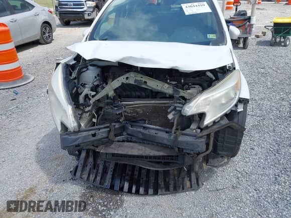 2015 Nissan Note SV с VIN 3N1CE2CP1FL394321, выставлен на аукционе IAAI как лот 43044410 с пробегом 165 236 миль миль и . История ставок и продаж доступна на DreamBid. Изображение 6.
