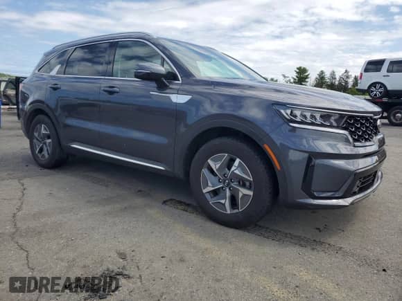 2021 Kia Sorento EX with VIN KNDRH4LG3M5045460, listed as a Copart auction lot 69608965 with 69,498 mi miles and Salvage title. Bid and sale history available at DreamBid. Image 4.