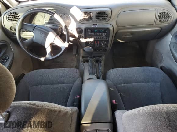 2004 Chevrolet TrailBlazer LS с VIN 1GNDT13SX42212109, выставлен на аукционе Copart как лот 85710755 с пробегом Не указан миль и Списание • Salvage title. История ставок и продаж доступна на DreamBid. Изображение 8.