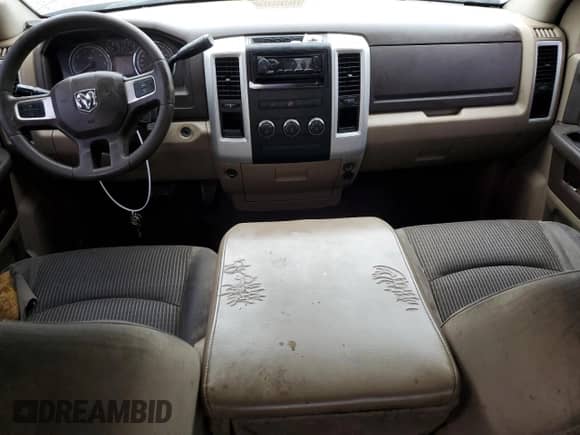 2009 Dodge 1500 SLT с VIN 1D3HB18P59S802010, выставлен на аукционе Copart как лот 71223264 с пробегом 287 265 миль миль и Списание • Salvage title. История ставок и продаж доступна на DreamBid. Изображение 8.