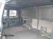 2000 Ford Econoline Cargo с VIN 1FTRE14W8YHA58870, выставлен на аукционе IAAI как лот 42316572 с пробегом 182 264 миль миль и . История ставок и продаж доступна на DreamBid. Изображение 8.