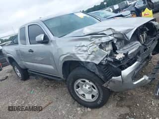 2017 Toyota Tacoma SR z VIN 5TFRX5GN3HX083783, wystawiony jako IAAI lot #42535333 z przebiegiem 186 584 mil mil oraz . Historia ofert i sprzedaży dostępna na DreamBid. Obrazek 1.