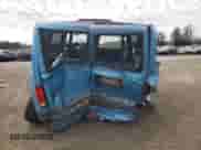 1994 Chevrolet Astro с VIN 1GNDM15Z2RB210658, выставлен на аукционе Copart как лот 78859874 с пробегом 236 955 миль миль и Списание • Salvage title. История ставок и продаж доступна на DreamBid. Изображение 6.