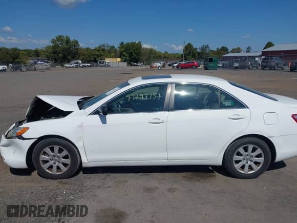2008 Toyota Camry XLE with VIN 4T1BE46K18U777605, listed as a IAAI auction lot 43197151 with 179,364 mi miles and . Bid and sale history available at DreamBid. Image 14.