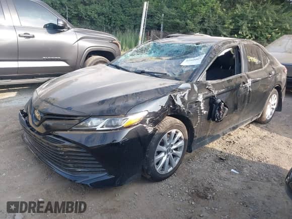 2019 Toyota Camry LE с VIN 4T1B11HK2KU725625, выставлен на аукционе IAAI как лот 42808861 с пробегом 104 809 миль миль и . История ставок и продаж доступна на DreamBid. Изображение 6.