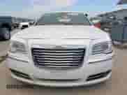 2013 Chrysler 300 C with VIN 2C3CCAET4DH551552, listed as a Copart auction lot 68446795 with 162,559 mi miles and Clean title. Bid and sale history available at DreamBid. Image 5.