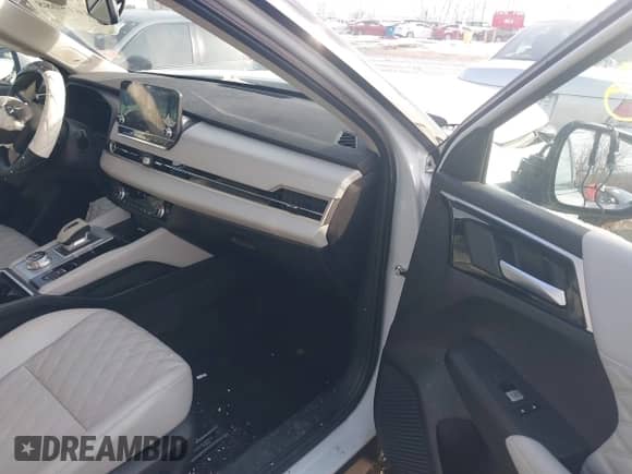 2023 Mitsubishi Outlander SEL with VIN JA4J4VA83PZ037828, listed as a IAAI auction lot 41615088 with 14,053 mi miles and . Bid and sale history available at DreamBid. Image 5.