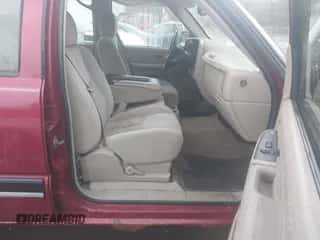 2005 Chevrolet Silverado 1500 Z71 z VIN 2GCEK13T351290354, wystawiony jako IAAI lot #43303758 z przebiegiem 187 051 mil mil oraz . Historia ofert i sprzedaży dostępna na DreamBid. Obrazek 5.