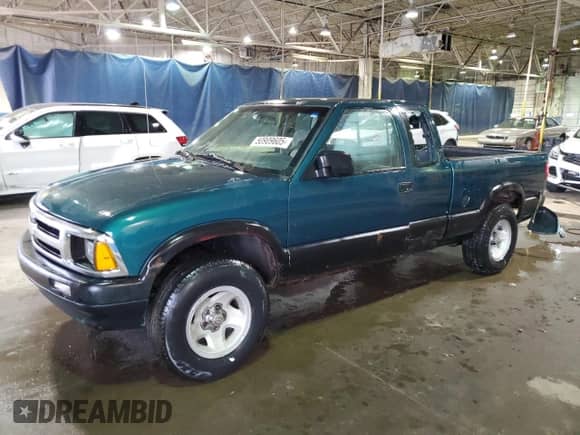 1997 Chevrolet S-10 LS с VIN 1GCCS19X9V8186904, выставлен на аукционе Copart как лот 50909605 с пробегом 318 377 миль миль и Чистый • Clean title. История ставок и продаж доступна на DreamBid. Изображение 1.