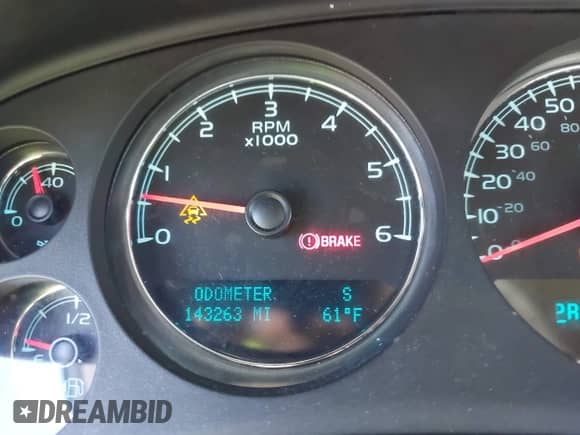 2010 Chevrolet Tahoe LTZ z VIN 1GNUKCE00AR157053, wystawiony jako IAAI lot #43245994 z przebiegiem 143 263 mil mil oraz . Historia ofert i sprzedaży dostępna na DreamBid. Obrazek 15.