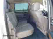 2014 GMC Sierra 1500 SLT z VIN 3GTU2VEC2EG155728, wystawiony jako IAAI lot #43329592 z przebiegiem 327 887 mil mil oraz . Historia ofert i sprzedaży dostępna na DreamBid. Obrazek 8.
