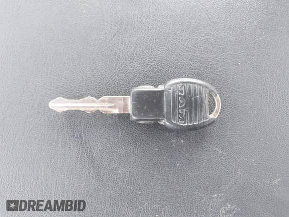 2012 Ram 1500 ST z VIN 3C6JD6DP5CG264518, wystawiony jako IAAI lot #41103265 z przebiegiem 145 791 mil mil oraz . Historia ofert i sprzedaży dostępna na DreamBid. Obrazek 11.