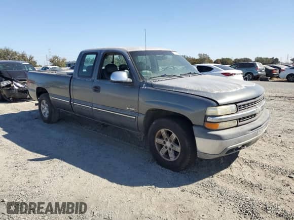 2000 Chevrolet Silverado 1500 LS z VIN 1GCEK19T7YE161088, wystawiony jako Copart lot #80850755 z przebiegiem 216 120 mil mil oraz Czysty tytuł • Clean title. Historia ofert i sprzedaży dostępna na DreamBid. Obrazek 4.