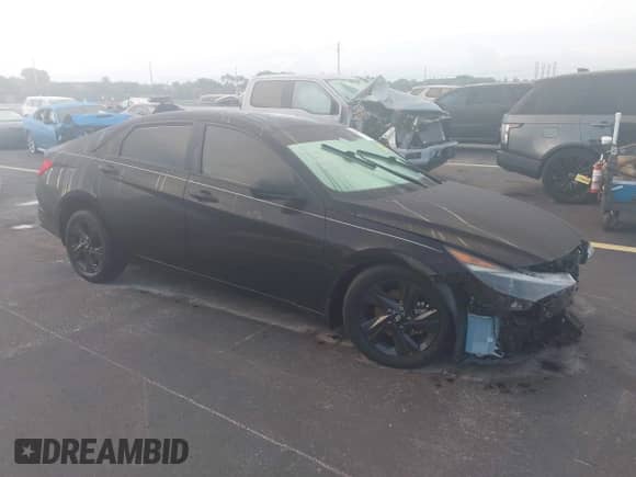 2022 Hyundai Elantra Blue z VIN KMHLM4AJ4NU014799, wystawiony jako IAAI lot #43069222 z przebiegiem 30 477 mil mil oraz . Historia ofert i sprzedaży dostępna na DreamBid. Obrazek 1.