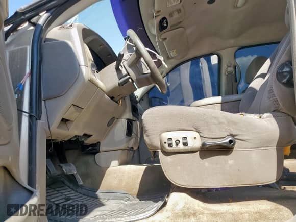2005 Dodge 2500 SLT with VIN 3D7KR28C35G784501, listed as a Copart auction lot 71625485 with Not provided miles and Salvage title. Bid and sale history available at DreamBid. Image 7.