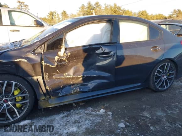 2018 Subaru WRX STI с VIN JF1VA2N61J9803902, выставлен на аукционе IAAI как лот 41403667 с пробегом 73 923 миль миль и . История ставок и продаж доступна на DreamBid. Изображение 17.