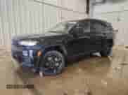 2024 Jeep Grand Cherokee Altitude z VIN 1C4RJKAG8R8625062, wystawiony jako Copart lot #86097365 z przebiegiem 31 645 mil mil oraz Szkoda całkowita • Salvage title. Historia ofert i sprzedaży dostępna na DreamBid. Obrazek 1.