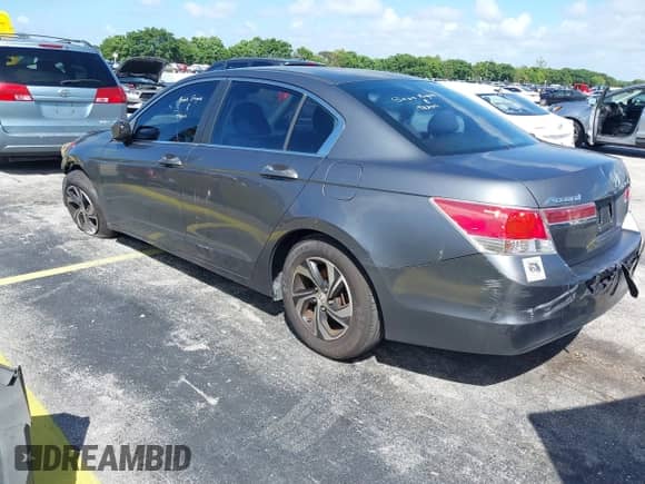 2012 Honda Accord LX с VIN 1HGCP2F37CA027833, выставлен на аукционе IAAI как лот 43365541 с пробегом 145 595 миль миль и . История ставок и продаж доступна на DreamBid. Изображение 3.