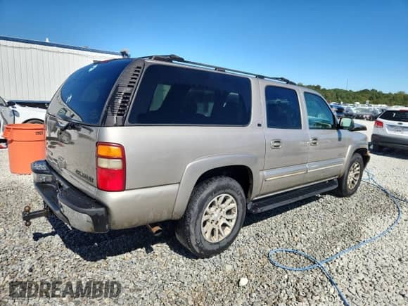 2000 Chevrolet Suburban LS с VIN 3GNEC16T0YG149608, выставлен на аукционе Copart как лот 86701705 с пробегом 217 178 миль миль и Списание • Salvage title. История ставок и продаж доступна на DreamBid. Изображение 3.