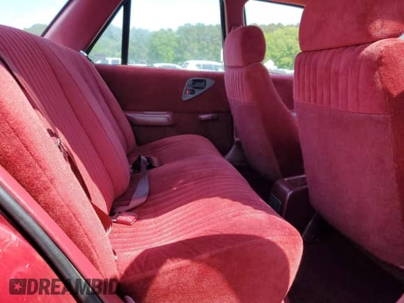 1993 Chevrolet Corsica LT с VIN 1G1LT53TXPY162911, выставлен на аукционе Copart как лот 53619235 с пробегом 90 540 миль миль и Списание • Salvage title. История ставок и продаж доступна на DreamBid. Изображение 10.