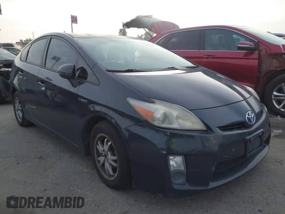 2011 Toyota Prius I with VIN JTDKN3DU8B1444300, listed as a IAAI auction lot 38555902 with 233,976 mi miles and . Bid and sale history available at DreamBid. Image 1.