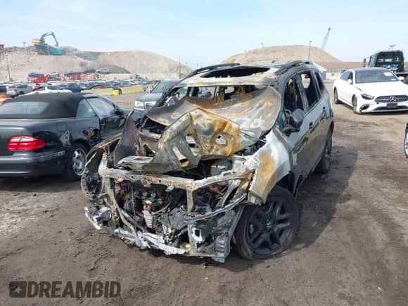 2024 Honda Passport Black Edition с VIN 5FNYF8H87RB000750, выставлен на аукционе IAAI как лот 42111195 с пробегом 2 500 миль миль и . История ставок и продаж доступна на DreamBid. Изображение 6.