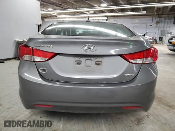 2013 Hyundai Elantra Limited z VIN 5NPDH4AE4DH370307, wystawiony jako Copart lot #80303225 z przebiegiem 139 680 mil mil oraz Czysty tytuł • Clean title. Historia ofert i sprzedaży dostępna na DreamBid. Obrazek 6.