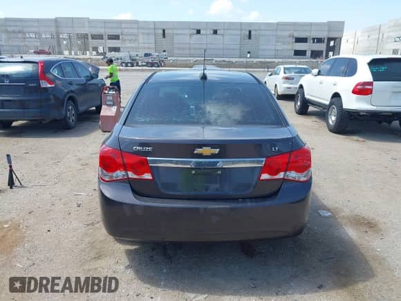 2016 Chevrolet Cruze LT с VIN 1G1PE5SB0G7229638, выставлен на аукционе IAAI как лот 42499940 с пробегом 84 081 миль миль и . История ставок и продаж доступна на DreamBid. Изображение 16.
