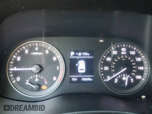 2019 Hyundai Tucson SEL z VIN KM8J33AL7KU882605, wystawiony jako Copart lot #81577905 z przebiegiem 155 698 mil mil oraz Czysty tytuł • Clean title. Historia ofert i sprzedaży dostępna na DreamBid. Obrazek 9.