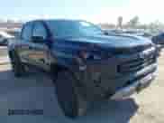 2024 Chevrolet Colorado 4WD Trail Boss с VIN 1GCPTEEK5R1144549, выставлен на аукционе IAAI как лот 42754175 с пробегом Не указан миль и . История ставок и продаж доступна на DreamBid. Изображение 1.