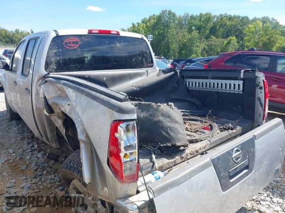 2009 Nissan Frontier SE with VIN 1N6AD07U79C420767, listed as a IAAI auction lot 42995943 with 221,270 mi miles and . Bid and sale history available at DreamBid. Image 15.