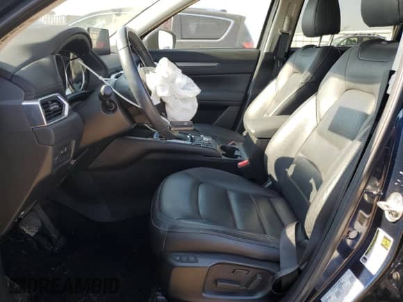 2023 Mazda CX-5 S Carbon Edition z VIN JM3KFBCM7P0281233, wystawiony jako Copart lot #68305995 z przebiegiem 29 947 mil mil oraz Szkoda całkowita • Salvage title. Historia ofert i sprzedaży dostępna na DreamBid. Obrazek 7.