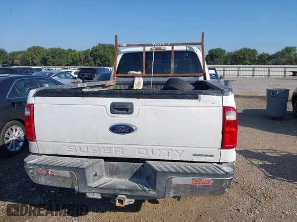 2013 Ford F-250 XL с VIN 1FT7W2B6XDEA66901, выставлен на аукционе IAAI как лот 42902483 с пробегом 261 435 миль миль и . История ставок и продаж доступна на DreamBid. Изображение 16.