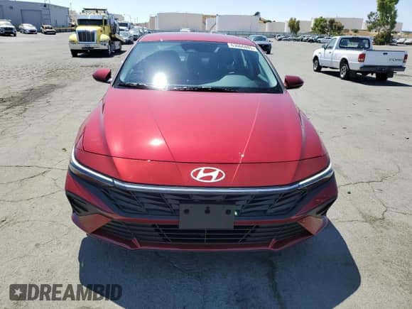 2025 Hyundai Elantra Blue z VIN KMHLM4DJ4SU129717, wystawiony jako Copart lot #63066885 z przebiegiem 10 901 mil mil oraz Szkoda całkowita • Salvage title. Historia ofert i sprzedaży dostępna na DreamBid. Obrazek 5.