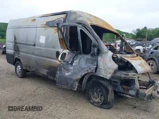 2022 Ram ProMaster Cargo с VIN 3C6MRVJG0NE124338, выставлен на аукционе IAAI как лот 42494682 с пробегом Не указан миль и . История ставок и продаж доступна на DreamBid. Изображение 1.