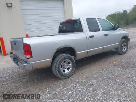 2003 Dodge 1500 ST с VIN 1D7HU18Z33J510282, выставлен на аукционе IAAI как лот 41927904 с пробегом 308 428 миль миль и . История ставок и продаж доступна на DreamBid. Изображение 4.