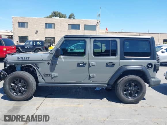 2021 Jeep Wrangler Unlimited 80th Anniversary with VIN 1C4HJXDG0MW692859, listed as a IAAI auction lot 43138758 with 58,354 mi miles and . Bid and sale history available at DreamBid. Image 15.
