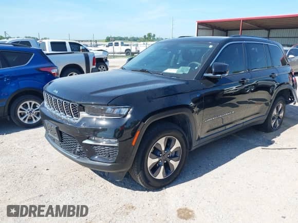 2022 Jeep Grand Cherokee с VIN 1C4RJYB67N8718013, выставлен на аукционе IAAI как лот 42725067 с пробегом 24 230 миль миль и . История ставок и продаж доступна на DreamBid. Изображение 17.