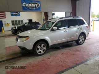 2010 Subaru Forester X Premium с VIN JF2SH6CC1AH732684, выставлен на аукционе Copart как лот 83993475 с пробегом Не указан миль и Списание • Salvage title. История ставок и продаж доступна на DreamBid. Изображение 1.
