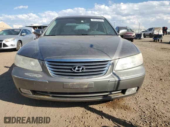 2009 Hyundai Azera Limited with VIN KMHFC46F39A442150, listed as a Copart auction lot 82528255 with 164,486 mi miles and Clean title. Bid and sale history available at DreamBid. Image 5.