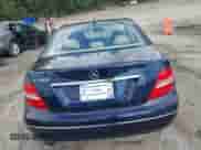 2012 Mercedes-Benz C 250 Sport с VIN WDDGF4HB7CR197331, выставлен на аукционе IAAI как лот 43288259 с пробегом 111 302 миль миль и . История ставок и продаж доступна на DreamBid. Изображение 16.