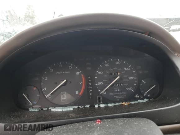 1996 Honda Accord EX z VIN 1HGCE6670TA026961, wystawiony jako Copart lot #86725534 z przebiegiem 239 435 mil mil oraz Szkoda całkowita • Salvage title. Historia ofert i sprzedaży dostępna na DreamBid. Obrazek 9.