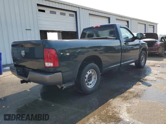 2011 Ram 1500 ST z VIN 3D7JB1EK3BG591640, wystawiony jako Copart lot #71615025 z przebiegiem 105 631 mil mil oraz Szkoda całkowita • Salvage title. Historia ofert i sprzedaży dostępna na DreamBid. Obrazek 3.